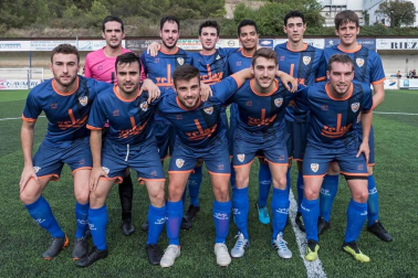 Fotografías de seis equipos de la Primera Regional navarra que jugarán en Preferente la próxima temporada