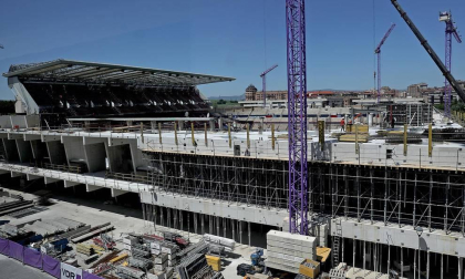 La nueva grada alta en Gol, Sur y Lateral comenzará a instalarse en junio