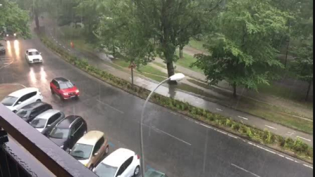 Vídeo: Tormenta en el centro de Pamplona