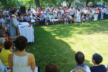 Más de 6.000 alsuarras se reunieron este sábado para celebrar a San Pedro en un día caluroso de verano lleno de tradición.
