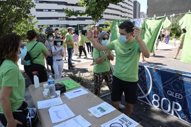 La asociación Pro Parque Ripa Sur de Beloso volvió a concentrarse este sábado en el terreno que pretenden conservar como corredor verde sostenible. Los vecinos se están planteando acudir a la vía jurídica para tratar de detener el proceso.