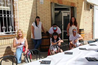 Castejón no siguió este sábado la tradición de ser la localidad que inicia el calendario festivo de la comarca debido a la suspensión de sus fiestas por la crisis del coronavirus.