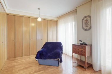 Gorráiz: ático en Egues 56