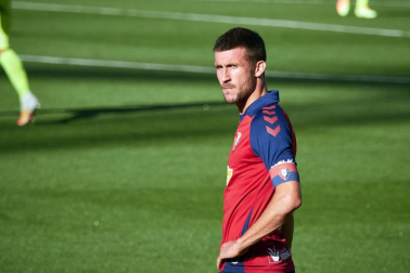 Imágenes más destacadas del encuentro correspondiente a la Jornada 34 de LaLiga Santander disputado en el estadio de El Sadar.