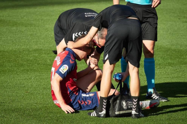 Imágenes más destacadas del encuentro correspondiente a la Jornada 34 de LaLiga Santander disputado en el estadio de El Sadar.