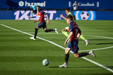 Imágenes más destacadas del encuentro correspondiente a la Jornada 34 de LaLiga Santander disputado en el estadio de El Sadar.