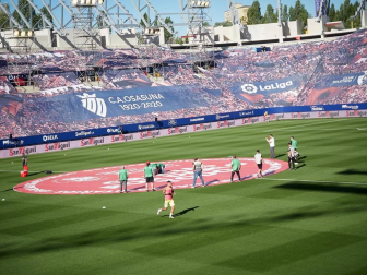 Imágenes más destacadas del encuentro correspondiente a la Jornada 34 de LaLiga Santander disputado en el estadio de El Sadar.