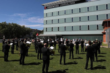 Música de La Pamplonesa este 7 de julio en el exterior del CHN