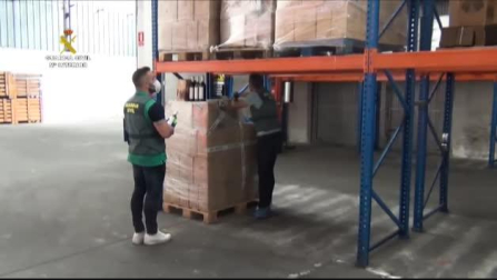 Desarticulada una red que revendía botellas de vino de una estafa y con etiquetado falso