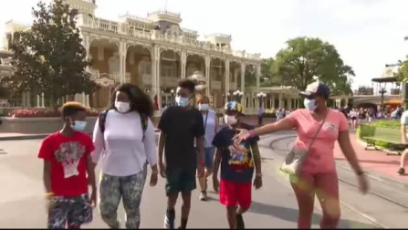 Vídeo: Disney World reabre sus puertas