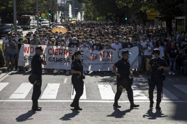 Un clamor de 3.000 personas da voz a los 239 empleados de Gamesa Aoiz