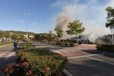 Un incendio afectó el jueves por la tarde a una zona de campo sin cultivar y no dejó heridos en Tudela.