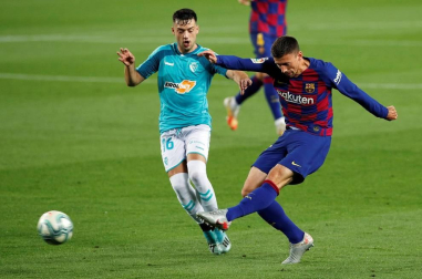 Imágenes del choque entre rojillos y culés correspondiente a la Jornada 37 de LaLiga Santander disputado en el Camp Nou.