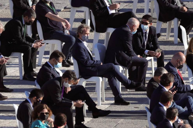 Fotos del homenaje a las víctimas de Covid-19 en Madrid
