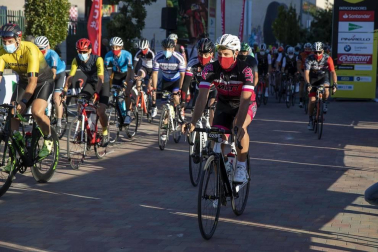 Todas las fotografías de la carrera ciclista La Induráin 2020 celebrada en Villava