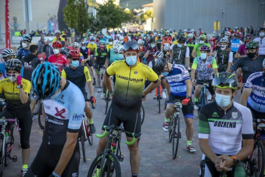 Todas las fotografías de la carrera ciclista La Induráin 2020 celebrada en Villava