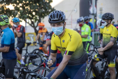 Todas las fotografías de la carrera ciclista La Induráin 2020 celebrada en Villava