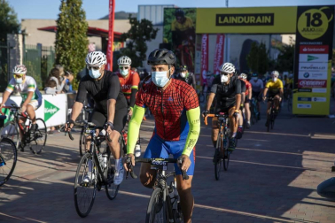 Todas las fotografías de la carrera ciclista La Induráin 2020 celebrada en Villava