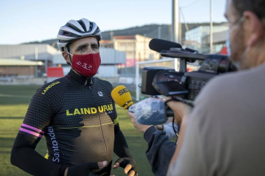 Todas las fotografías de la carrera ciclista La Induráin 2020 celebrada en Villava