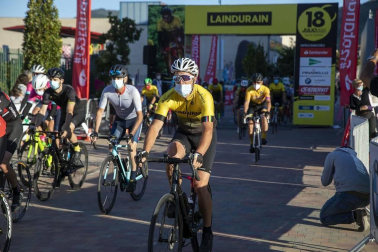 Todas las fotografías de la carrera ciclista La Induráin 2020 celebrada en Villava