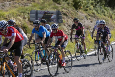 Todas las fotografías de la carrera ciclista La Induráin 2020 celebrada en Villava
