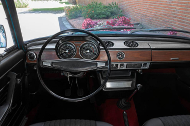 Comparativa entre el Seat Leon SportsTourer y el Seat 1430 familiar de 1970
