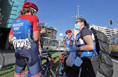 Todas las fotos de la segunda Navarra Women's Elite Classic, que ha tenido lugar este viernes con salida y llegada a Pamplona