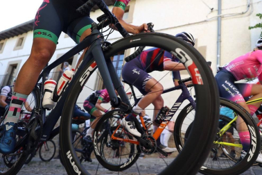 Todas las fotos de la segunda Navarra Women's Elite Classic, que ha tenido lugar este viernes con salida y llegada a Pamplona