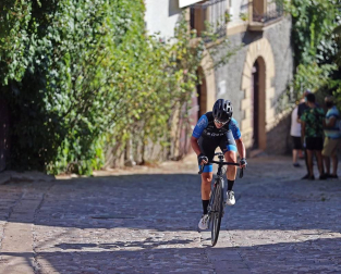 Todas las fotos de la segunda Navarra Women's Elite Classic, que ha tenido lugar este viernes con salida y llegada a Pamplona