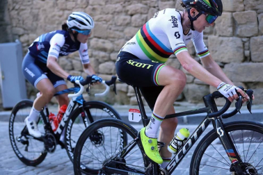 Todas las fotos de la segunda Navarra Women's Elite Classic, que ha tenido lugar este viernes con salida y llegada a Pamplona