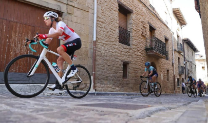 Todas las fotos de la segunda Navarra Women's Elite Classic, que ha tenido lugar este viernes con salida y llegada a Pamplona