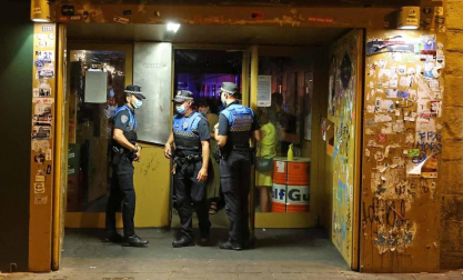 Todas las fotos del dispositivo de vigilancia de la Policía Nacional durante la noche del viernes, 24 de julio, en Pamplona