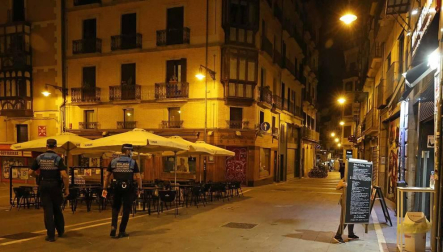 Todas las fotos del dispositivo de vigilancia de la Policía Nacional durante la noche del viernes, 24 de julio, en Pamplona