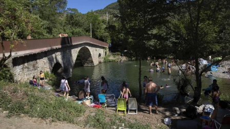 Todas las fotos de este domingo, 26 de julio, en el que los termómetros superaron los 30 grados. La previsión para esta semana es un aumento todavía más notable de las temperaturas