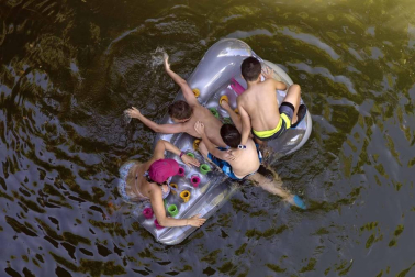 Todas las fotos de este domingo, 26 de julio, en el que los termómetros superaron los 30 grados. La previsión para esta semana es un aumento todavía más notable de las temperaturas