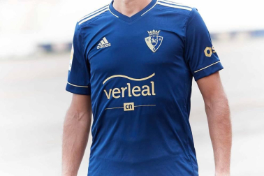El club rojillo ha presentado el diseño de las camisetas, de Adidas, para la temporada 2020-2021 con la del Centenario.