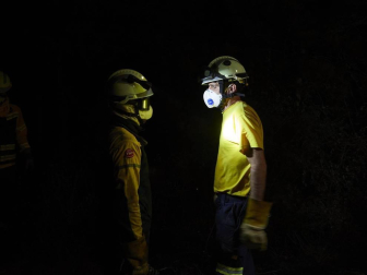 El rayo de una tormenta provoca un incendio forestal en Gazolaz