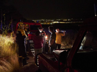 El rayo de una tormenta provoca un incendio forestal en Gazolaz