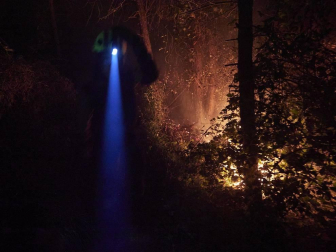 El rayo de una tormenta provoca un incendio forestal en Gazolaz