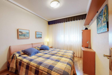 Se vende coqueto pareado de 382 m2 de parcela