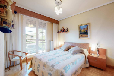 Se vende coqueto pareado de 382 m2 de parcela