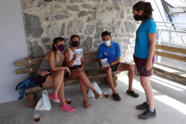 Tras 16 años cerrado, el 'nuevo' refugio Ángel Olorón ha abierto sus puertas este viernes.