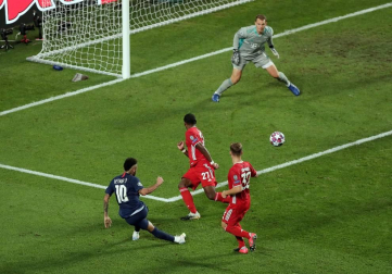 El Bayern de Múnich se proclamó campeón de la Liga de Campeones este domingo al ganar (0-1) al Paris Saint-Germain en la final celebrada en el Estadio da Luz de Lisboa, gracias a un gol de Coman.