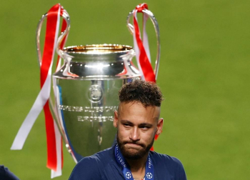 El Bayern de Múnich se proclamó campeón de la Liga de Campeones este domingo al ganar (0-1) al Paris Saint-Germain en la final celebrada en el Estadio da Luz de Lisboa, gracias a un gol de Coman.