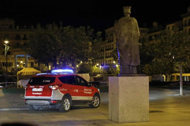 Diario de Navarra acompaña a dos patrullas de la Policía Foral durante una noche