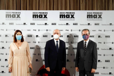 Bajo el lema 'El arte de escuchar', los XXIII Premios Max han sido una de las ediciones más atípicas debido al coronavirus, convirtiéndose la cita en un punto de encuentro de un sector, el de las artes escénicas, "de los más golpeados y matratados por la pandemia".
