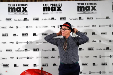 Bajo el lema 'El arte de escuchar', los XXIII Premios Max han sido una de las ediciones más atípicas debido al coronavirus, convirtiéndose la cita en un punto de encuentro de un sector, el de las artes escénicas, "de los más golpeados y matratados por la pandemia".
