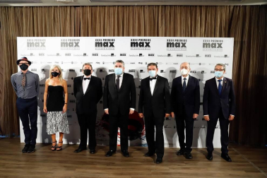 Bajo el lema 'El arte de escuchar', los XXIII Premios Max han sido una de las ediciones más atípicas debido al coronavirus, convirtiéndose la cita en un punto de encuentro de un sector, el de las artes escénicas, "de los más golpeados y matratados por la pandemia".