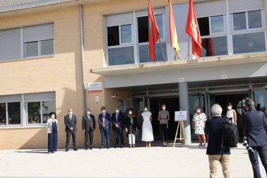 La reina Letizia inaugura el curso escolar en Milagro y San Adrián