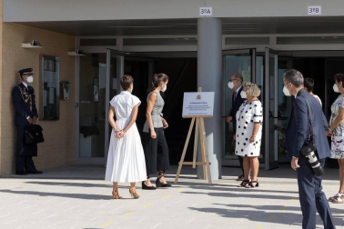 La reina Letizia inaugura el curso escolar en Milagro y San Adrián